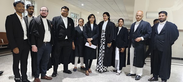 Advocate