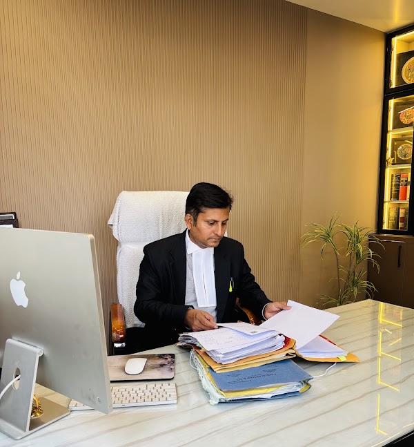 Advocate