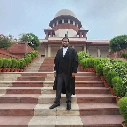 Advocate