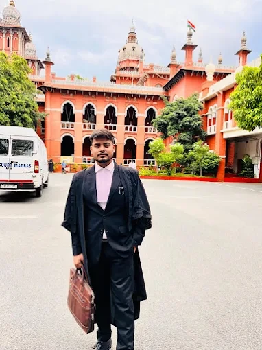 Advocate