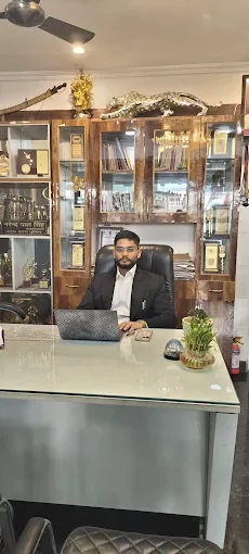 Advocate
